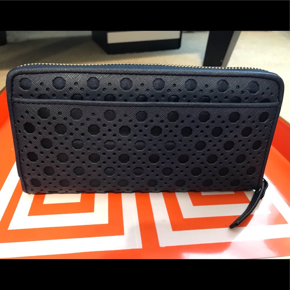 Kate Spade Wallet - Picture 2 of 3
